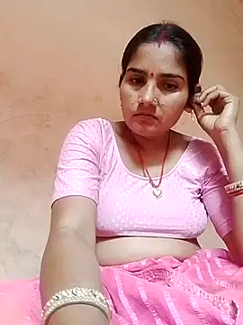 Snapshot of Seema_ji12 chatting on 17, 12, 2025 Seema ji12 online show from 17, 12, 2025