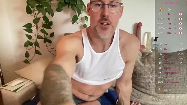 Snapshot of the_new_fit_rubinho chatting on 11, 2, 2026 the new fit rubinho online show from 11, 2, 2026