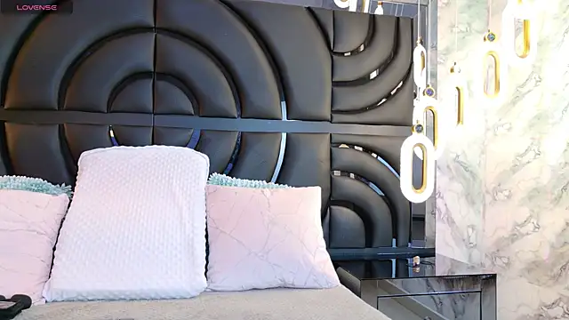 Snapshot of BunnySexyy18 chatting on 21, 11, 2025 BunnySexyy18 online show from 21, 11, 2025