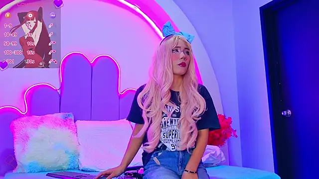 BunnySexyy18 online show from 11, 7, 2026