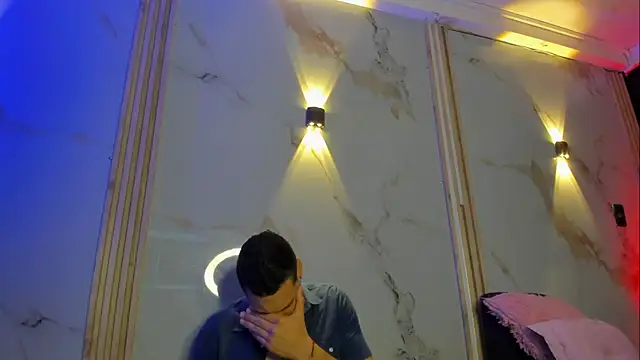 Aron and molly online show from 7, 2, 2026