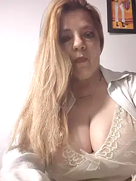 karlaanqui1 online show from 29, 4, 2026