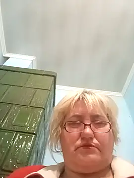 Snapshot of MilaTamila456 chatting on 12, 11, 2025 MilaTamila456 online show from 12, 11, 2025