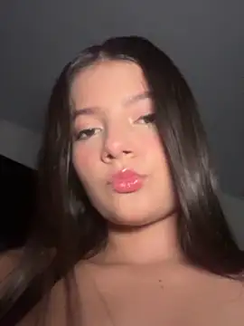 Snapshot of EmmiiGlow chatting on 10, 2, 2026 EmmiiGlow online show from 10, 2, 2026