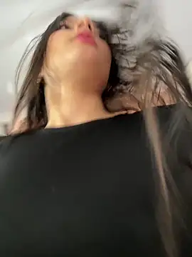 Snapshot of EmmiiGlow chatting on 13, 2, 2026 EmmiiGlow online show from 13, 2, 2026