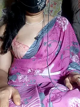 HotGirl23231 online show from 29, 4, 2026