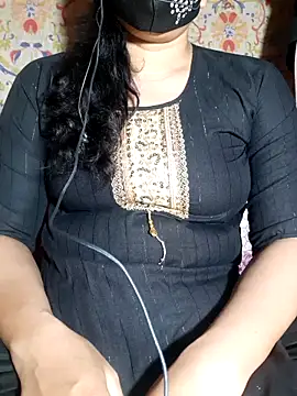 HotGirl23231 online show from 5, 5, 2026