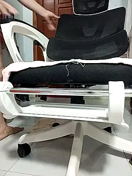 Snapshot of Em-mupmup chatting on 17, 12, 2025 Em-mupmup online show from 17, 12, 2025