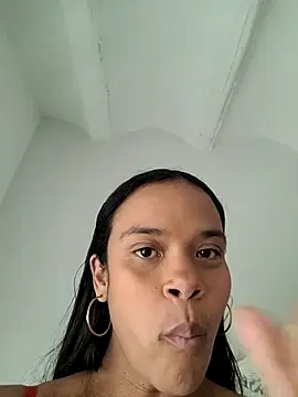 Snapshot of kyliecastell chatting on 12, 11, 2025 kyliecastell online show from 12, 11, 2025