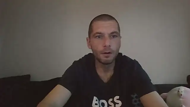 Kinkycouple142 online show from 8, 5, 2026