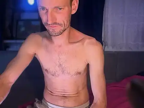 Hotcrazy235 online show from 29, 11, 2025