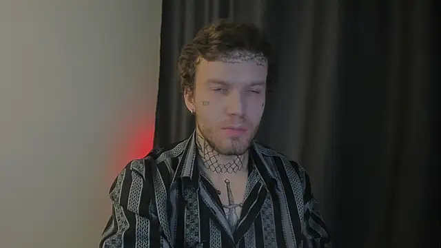 Huntall77 online show from 3, 12, 2025