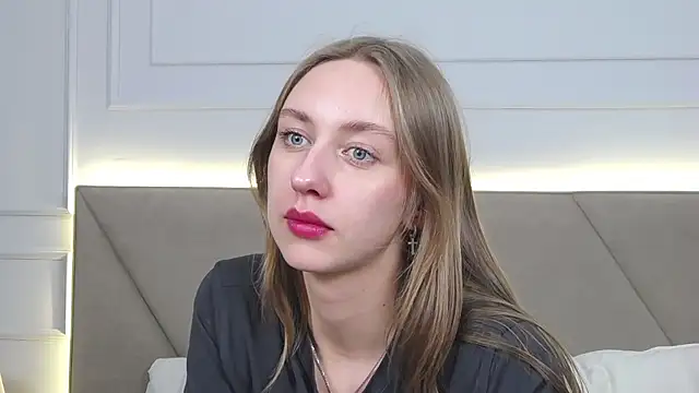 RachaelCute online show from 10, 11, 2025