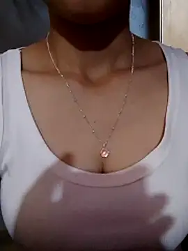 Snapshot of Cloud-wh chatting on 14, 11, 2025 Cloud-wh online show from 14, 11, 2025