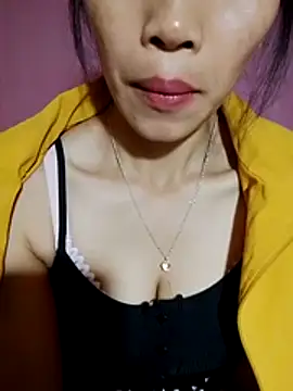 Snapshot of Cloud-wh chatting on 19, 11, 2025 Cloud-wh online show from 19, 11, 2025