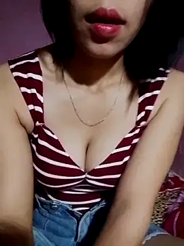 Snapshot of Cloud-wh chatting on 2, 12, 2025 Cloud-wh online show from 2, 12, 2025