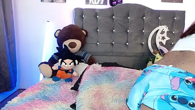 lunabritton1 online show from 26, 2, 2026