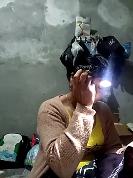 vangkt-cute online show from 5, 12, 2025