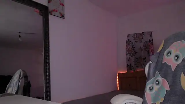 MissyDior8 online show from 18, 3, 2026