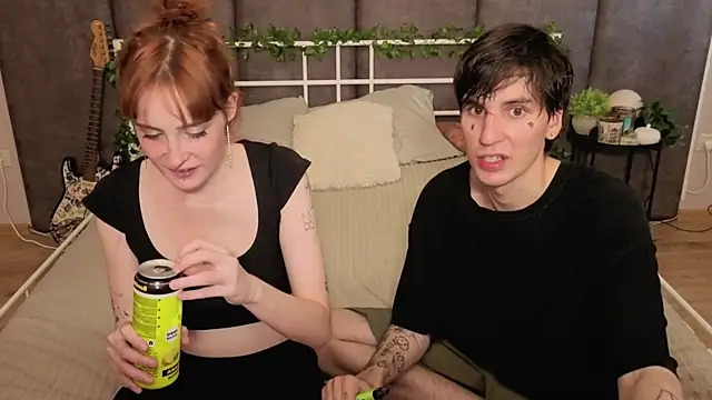 Snapshot of Danny_loves_Mary chatting on 5, 7, 2026 Danny loves Mary online show from 5, 7, 2026