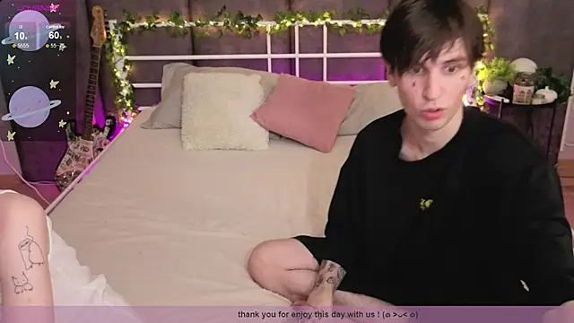 Snapshot of Danny_loves_Mary chatting on 22, 7, 2026 Danny loves Mary online show from 22, 7, 2026