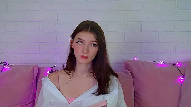 Snapshot of SophiaProve chatting on 19, 1, 2026 SophiaProve online show from 19, 1, 2026