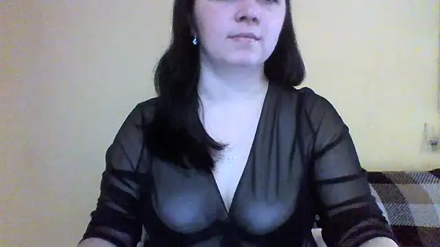 Snapshot of Vitalina282128 chatting on 17, 12, 2025 Vitalina282128 online show from 17, 12, 2025