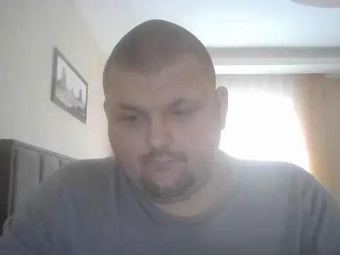 Snapshot of cyrex_monster chatting on 12, 11, 2025 cyrex monster online show from 12, 11, 2025