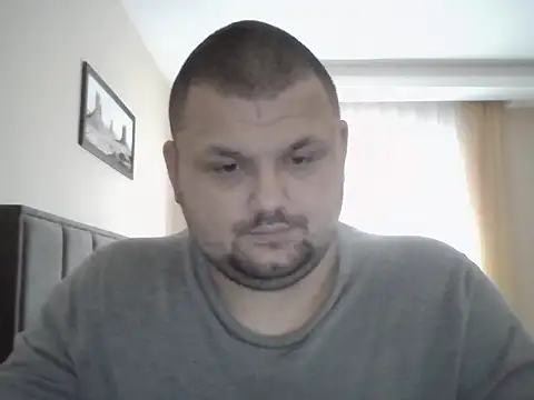 Snapshot of cyrex_monster chatting on 17, 11, 2025 cyrex monster online show from 17, 11, 2025