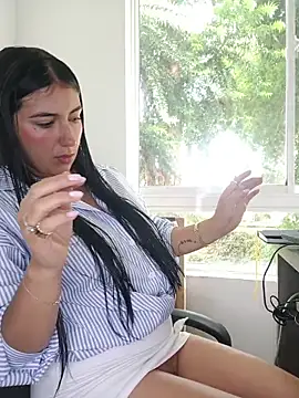 ViolettaWalton1 online show from 12, 2, 2026