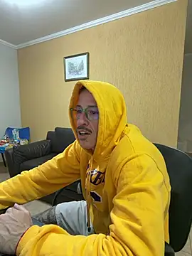 Lucasjandre online show from 5, 8, 2026