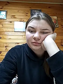 Viktoria kis online show from 12, 11, 2025