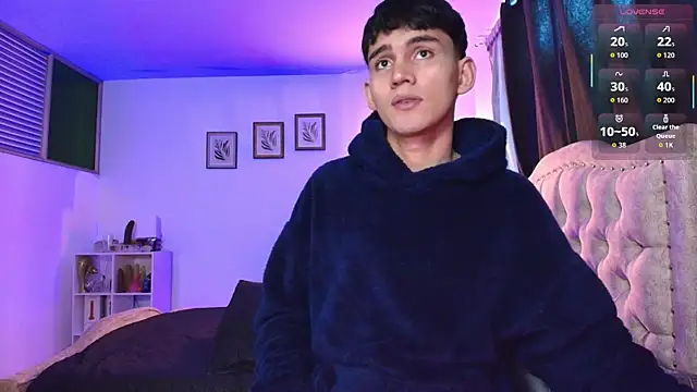 estebanperez 26 online show from 18, 11, 2025