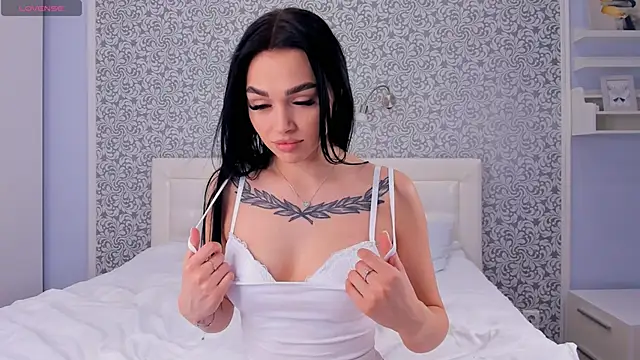 Snapshot of StaticHaven chatting on 14, 11, 2025 StaticHaven online show from 14, 11, 2025