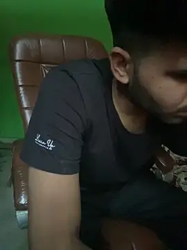 hotyyyyjonny online show from 3, 5, 2026