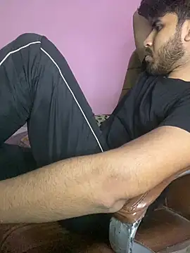 hotyyyyjonny online show from 5, 7, 2026