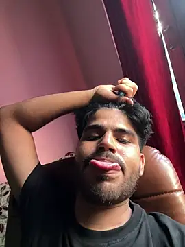hotyyyyjonny online show from 14, 7, 2026