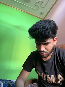 hotyyyyjonny online show from 24, 7, 2026
