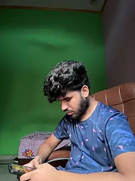 hotyyyyjonny online show from 4, 8, 2026
