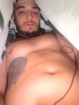 Snapshot of mohamedkarimm chatting on 3, 12, 2025 mohamedkarimm online show from 3, 12, 2025