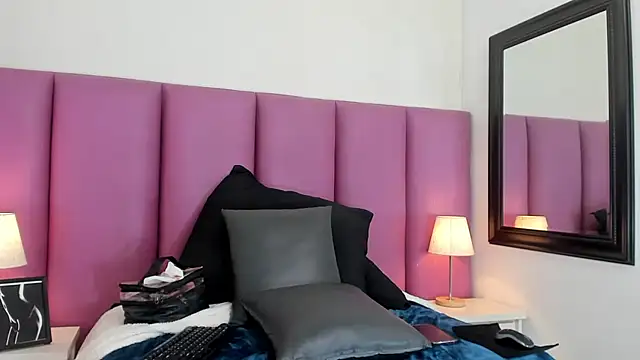AlexaBellanova online show from 5, 7, 2026