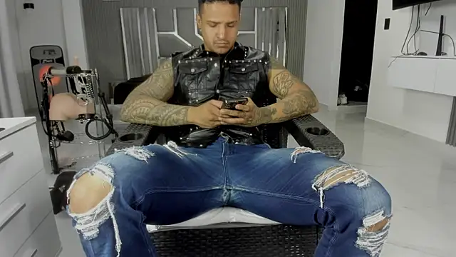 master leather online show from 20, 6, 2026