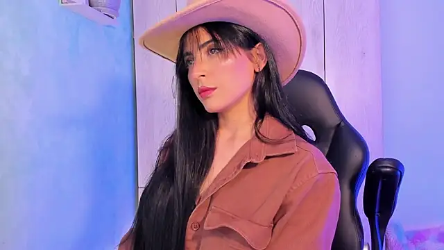 Snapshot of Cristal_Cerati_ chatting on 10, 2, 2026 Cristal Cerati online show from 10, 2, 2026