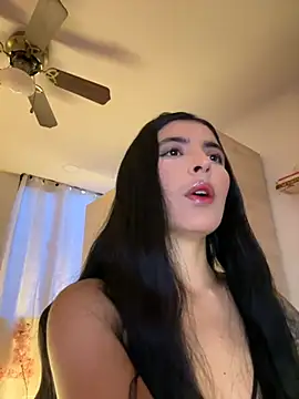 Snapshot of Cristal_Cerati_ chatting on 28, 5, 2026 Cristal Cerati online show from 28, 5, 2026