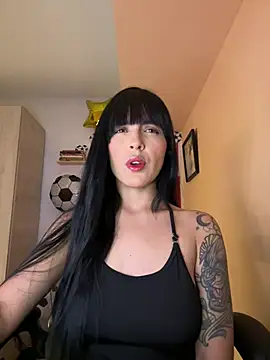 Snapshot of Cristal_Cerati_ chatting on 25, 6, 2026 Cristal Cerati online show from 25, 6, 2026