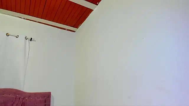 Snapshot of yourlatina_emely chatting on 16, 1, 2026 yourlatina emely online show from 16, 1, 2026