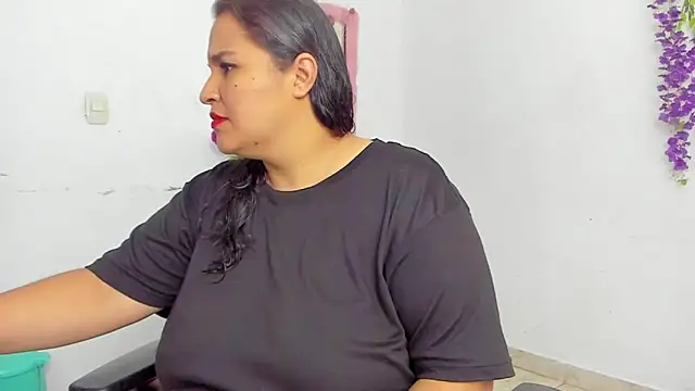  1Zoey online show from 12, 2, 2026