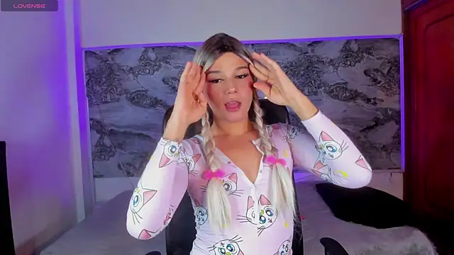 MISS SAMMYROSE online show from 25, 7, 2026