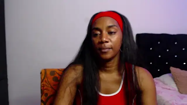 AishaOwens online show from 1, 12, 2025