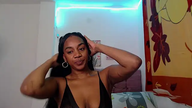 AishaOwens online show from 10, 3, 2026